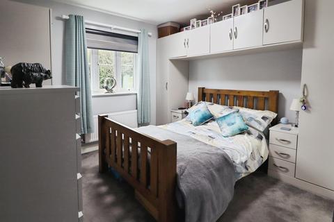 4 bedroom detached house for sale, Cedar Way, Tonyrefail, Porth