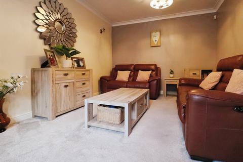 undefined, Cedar Way, Tonyrefail, Porth