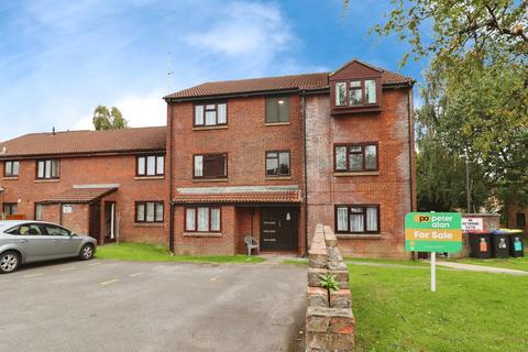 Oxwich Close, Cardiff