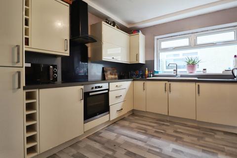 undefined, Heol Trelai, Cardiff