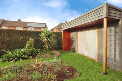 undefined, Cyntwell Place, CARDIFF