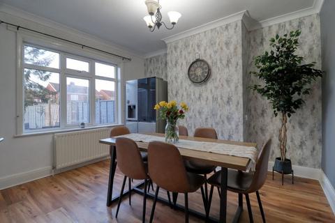 3 bedroom semi-detached house for sale, Priory Lane, Scunthorpe