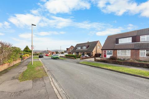 3 bedroom semi-detached house for sale, Sterndale Avenue, Wigan WN6