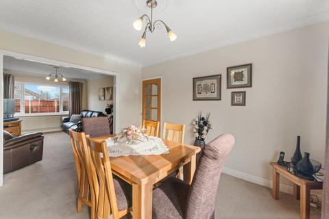 3 bedroom semi-detached house for sale, Sterndale Avenue, Wigan WN6