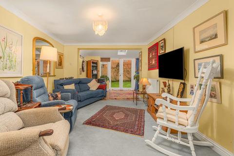3 bedroom detached house for sale, Mill Close, Banbury OX15