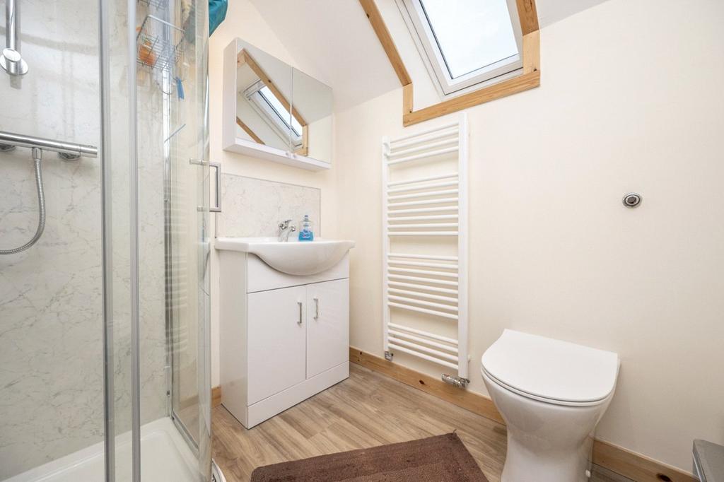 Bedroom 1 En Suite
