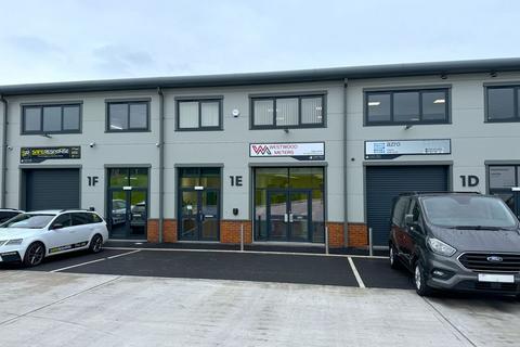 Industrial unit to rent - Austin Close, Newton Abbot TQ12