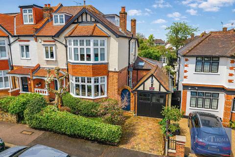 5 bedroom semi-detached house for sale, Monkhams Avenue, Woodford Green IG8
