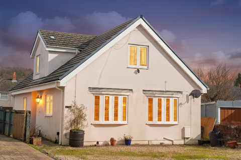 undefined, Heol Cae Gurwen, Ammanford SA18
