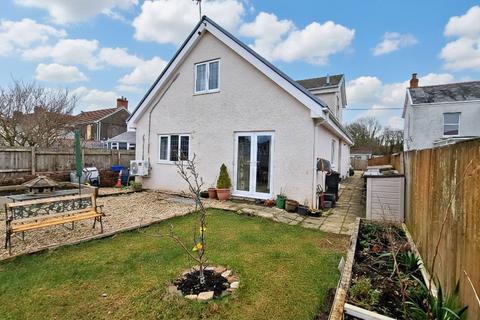 undefined, Heol Cae Gurwen, Ammanford SA18
