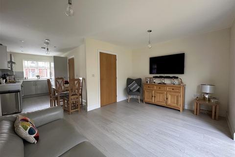 2 bedroom semi-detached house for sale, Threadneedle Street, Patterdown, Chippenham