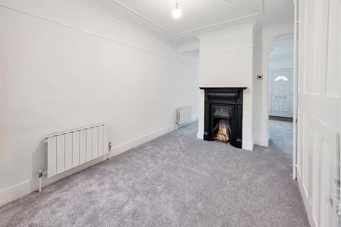 2 bedroom terraced house to rent, Port Lane, Colchester