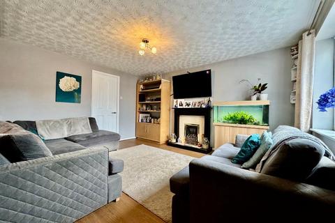 3 bedroom end of terrace house for sale, Renshaw Close, Wigmore, Luton, Bedfordshire, LU2 8TD
