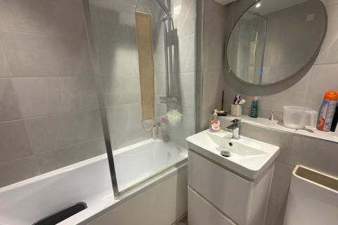 2 bedroom flat for sale, Old Bedford Road Area, Luton LU2
