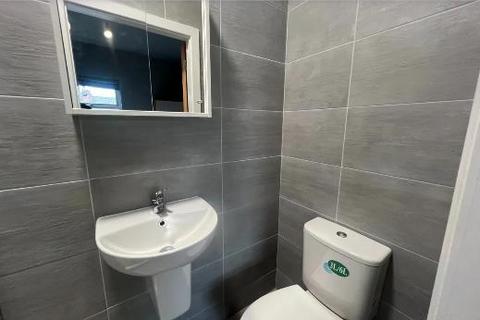 1 bedroom flat to rent, High Street, Slough, Slough, Berkshire, SL1 1EL