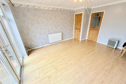 2 bedroom terraced house for sale, Chalkdown, Bushmead, Luton, Bedfordshire, LU2 7FH