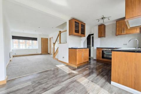 4 bedroom terraced house for sale, Turner Close, Shoeburyness, Essex, SS3 9TL