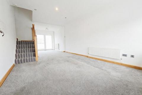 4 bedroom terraced house for sale, Turner Close, Shoeburyness, Essex, SS3 9TL