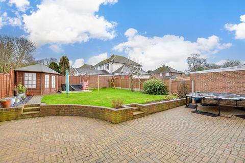 3 bedroom semi-detached house for sale, Anglesey Avenue, Maidstone ME15