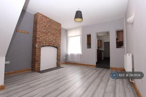 2 bedroom terraced house to rent, Ivanhoe Street, Leicester, LE3