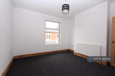 2 bedroom terraced house to rent, Ivanhoe Street, Leicester, LE3