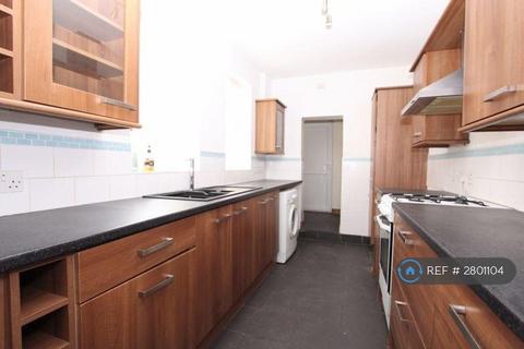 2 bedroom terraced house to rent, Ivanhoe Street, Leicester, LE3