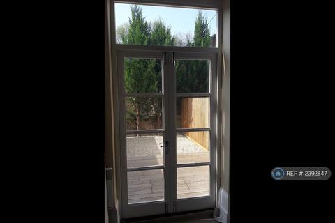 undefined, St Andrews House, Reading, RG30