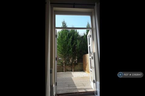 undefined, St Andrews House, Reading, RG30