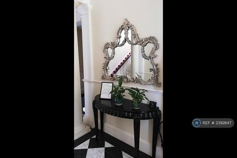 undefined, St Andrews House, Reading, RG30