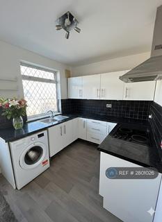 2 bedroom terraced house to rent, Elsworth Street, Leeds, LS12