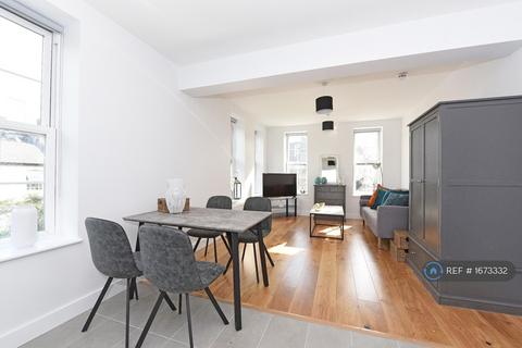 undefined, Rushey Green, London, SE6