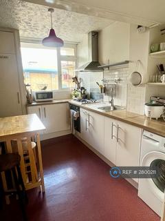 3 bedroom maisonette to rent, Kirton Gardens, London, E2