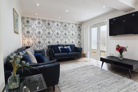 4 bedroom detached house for sale, Swyn Y Nant, Tonyrefail, Porth