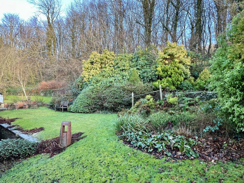 2 Woodlands Avenue, Kirkcudbright - Williamson and