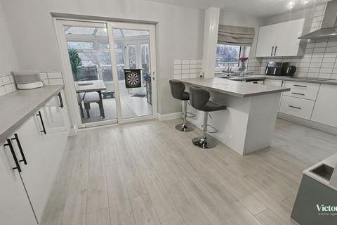 3 bedroom terraced house for sale, Cardiff Close, Plymouth PL7
