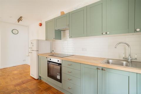 undefined, Evesham Road, CHELTENHAM