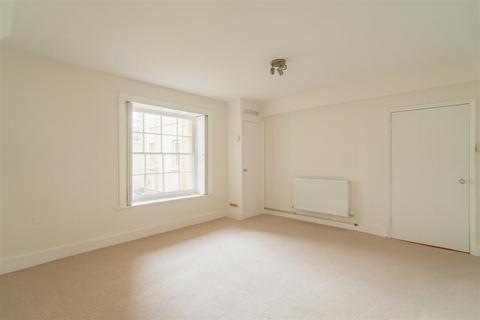 undefined, Evesham Road, CHELTENHAM