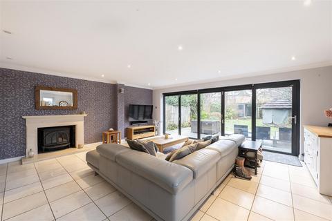 undefined, Crabtree Lane, Harpenden