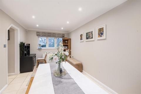 undefined, Crabtree Lane, Harpenden