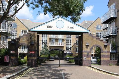 3 bedroom apartment to rent, Eleanor Close, London SE16