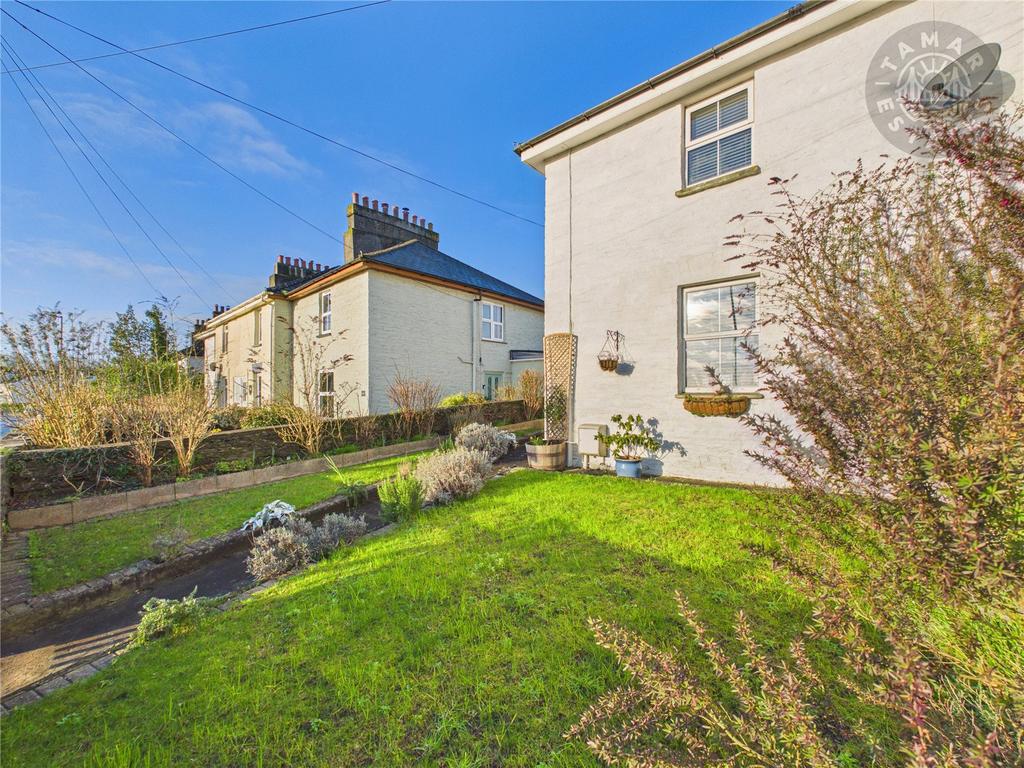 Garden Frontage