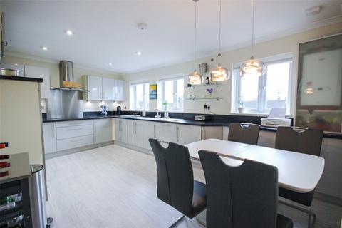 3 bedroom apartment for sale, Duckmill Crescent, Duckmill Lane, Bedford, Bedfordshire, MK42