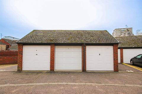3 bedroom apartment for sale, Duckmill Crescent, Duckmill Lane, Bedford, Bedfordshire, MK42