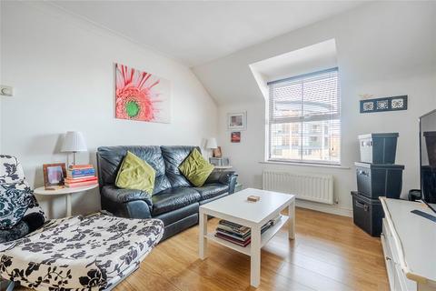2 bedroom apartment for sale, Eastgate Court, Dunstable LU5