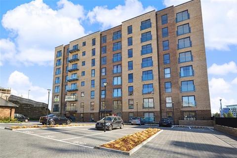 undefined, Stirling Drive, Luton