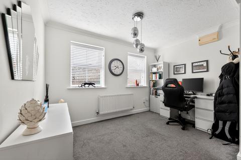 undefined, Furze Close - Peatmoor, Swindon, SN5