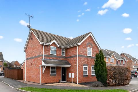 4 bedroom detached house for sale, Furze Close - Peatmoor, Swindon, SN5