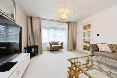 5 bedroom semi-detached house for sale, Oak Gardens, Newcastle upon Tyne, NE15
