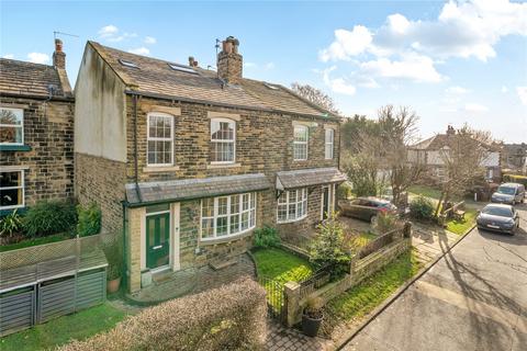 undefined, Beechroyd, Pudsey, West Yorkshire