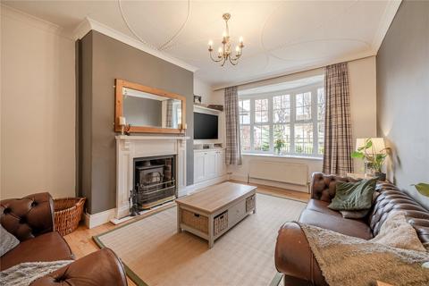 undefined, Beechroyd, Pudsey, West Yorkshire